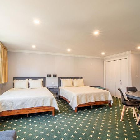 The Niantic Inn 외부 사진
