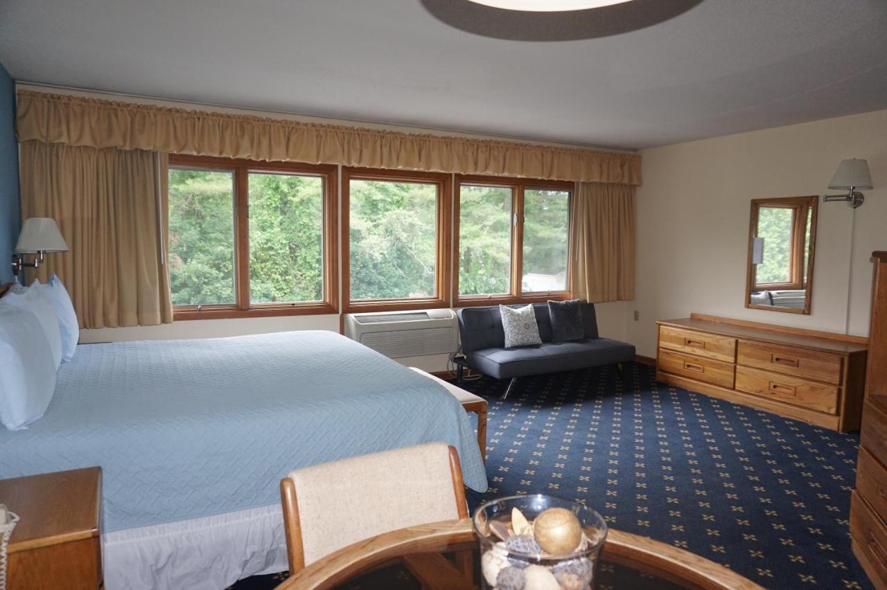 The Niantic Inn 외부 사진